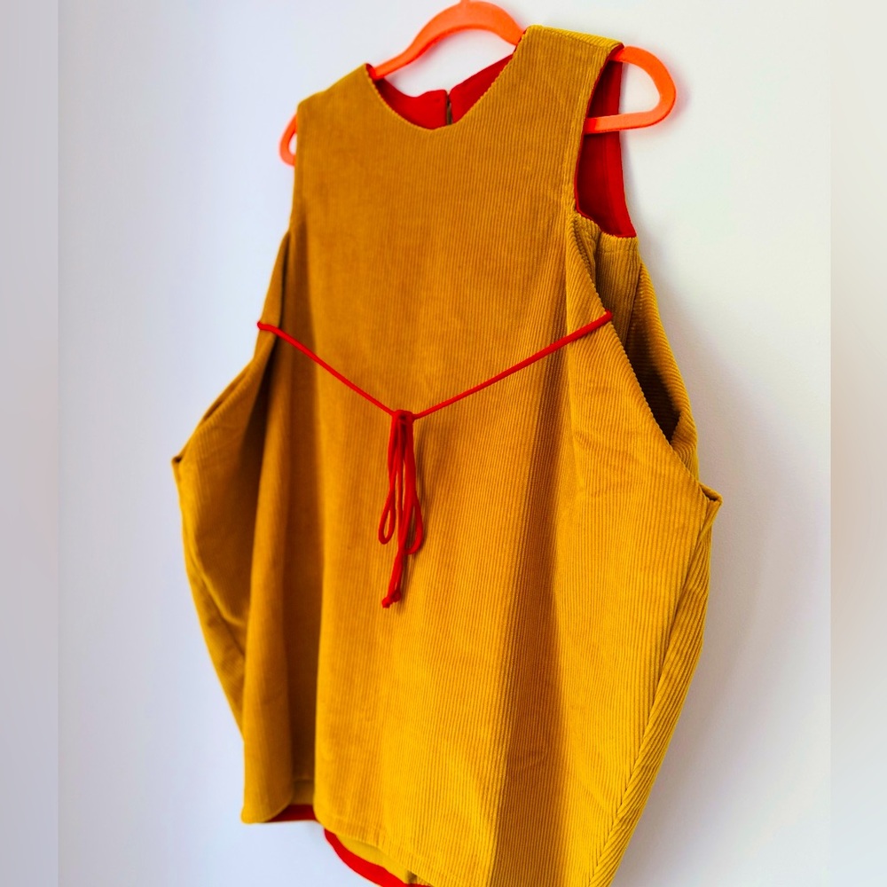 Macarons Yellow Sleeveless Dress with Red Accents